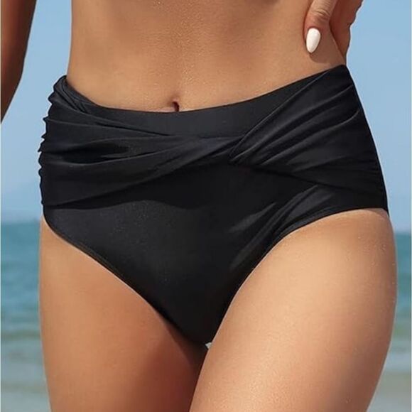 New With Tags Size Small Shekini Women's Twist Front Black Bikini Bottom - Picture 1 of 10